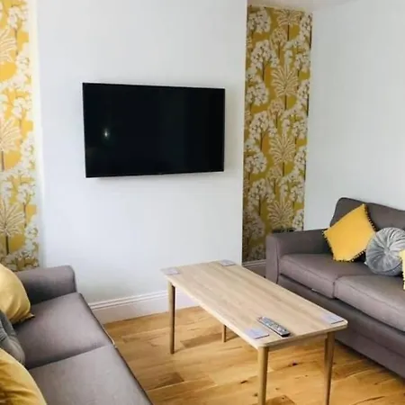 Westreach Filey - A 4 Bedroom, All En-Suite Sleep 8 Townhouse Exterior foto
